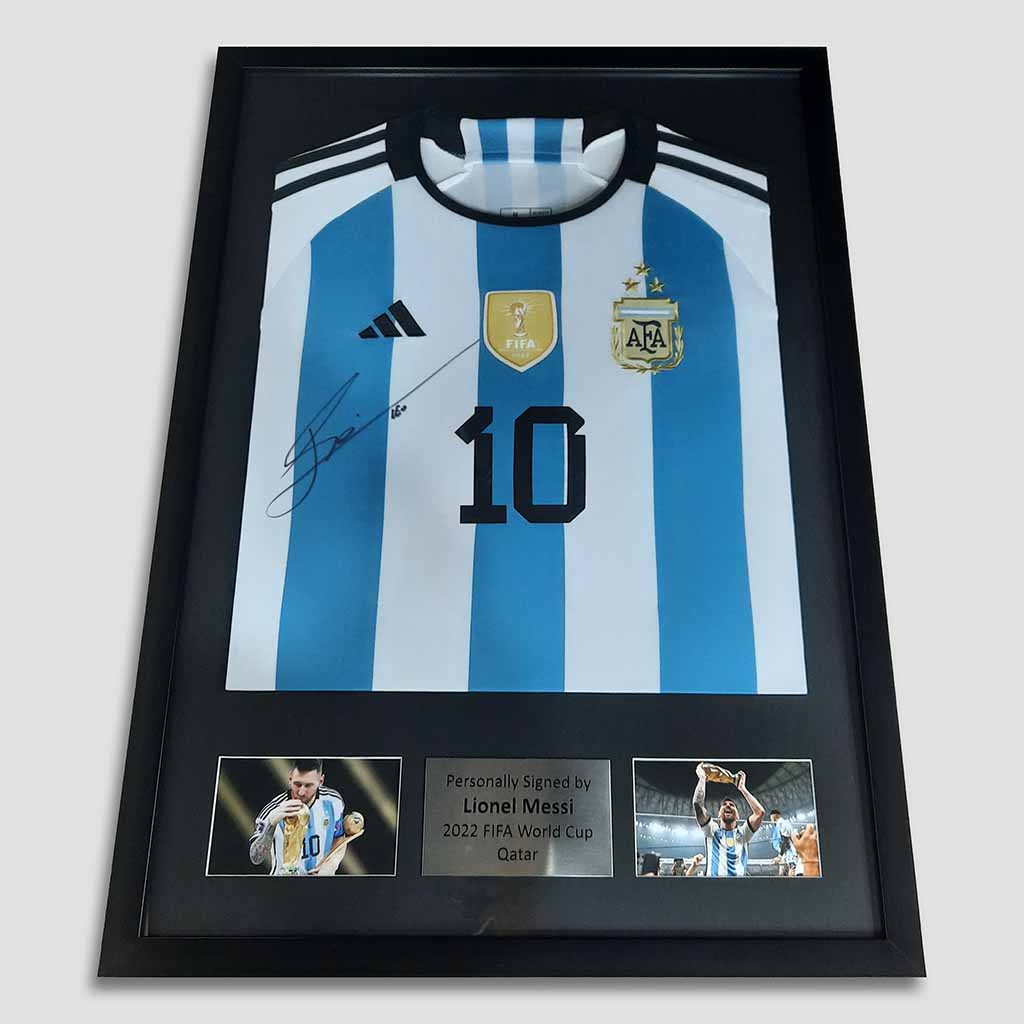 T-Shirt Framing with Photos and Plaque (T-shirt Front)