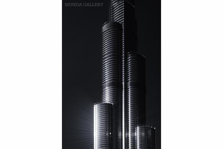 Silver Khalifa 2 - MONDA Gallery